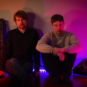 September and Silence le nouveau Covered in Snow sur LRdR