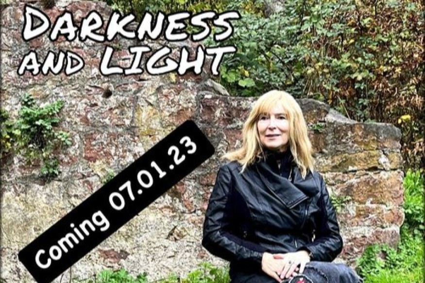 Darkness and Light nouveau titre de Andrea Hager des le 7 janvier sur LRdR