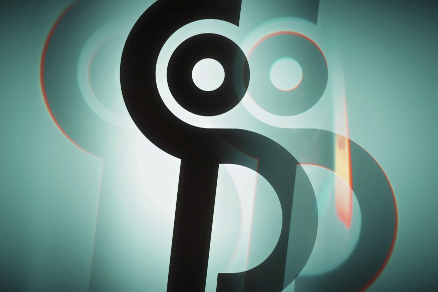 Ironic Sweden en découverte sur LRdR avec le titre Universal Friend 23 (Calibeats Extended Remix)